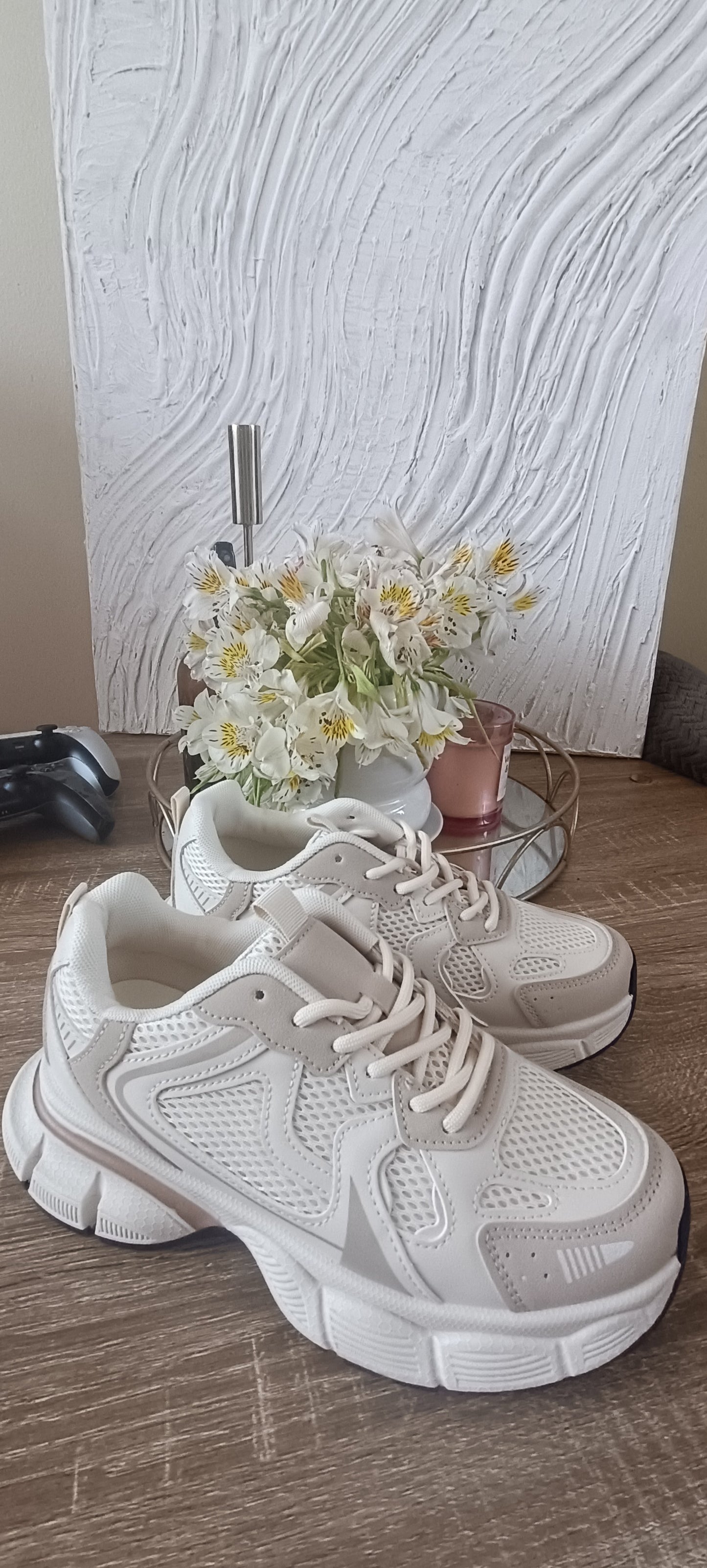 Zapatillas"SENA"Tendencia Tonos Nude