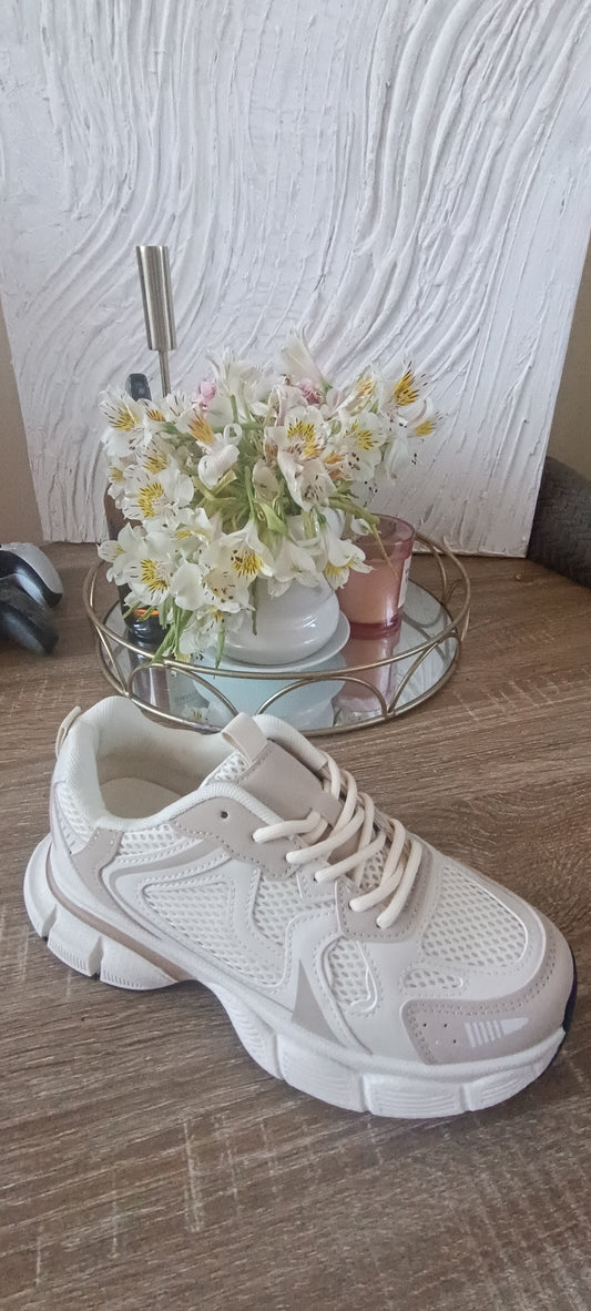 Zapatillas"SENA"Tendencia Tonos Nude