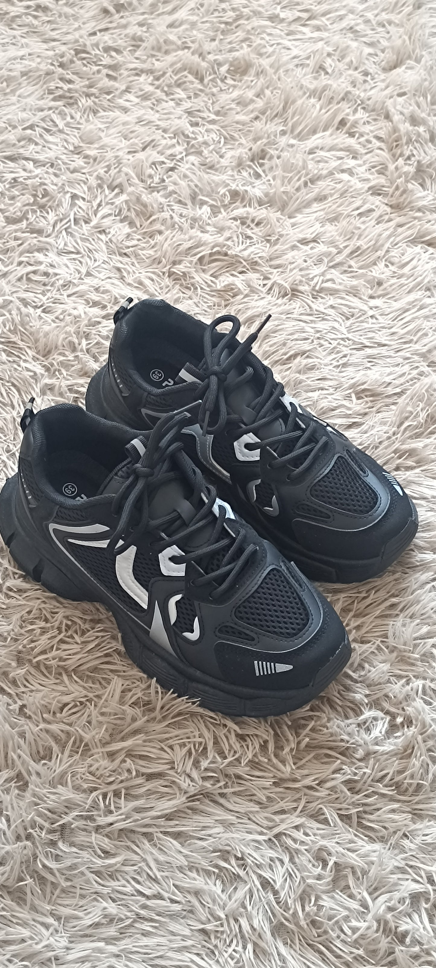 Zapatillas Black Vibes Only