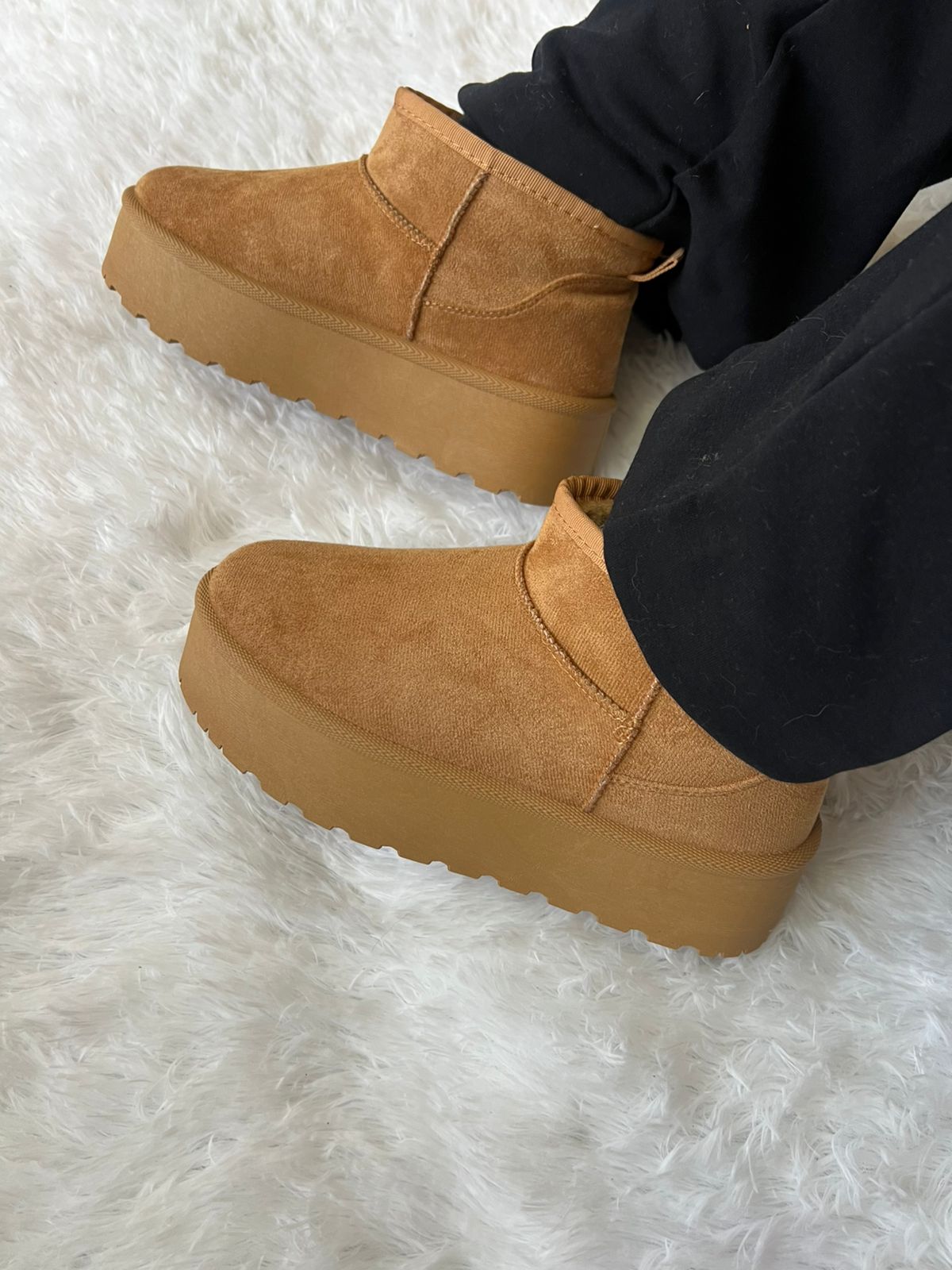 Pantubotas Camel
