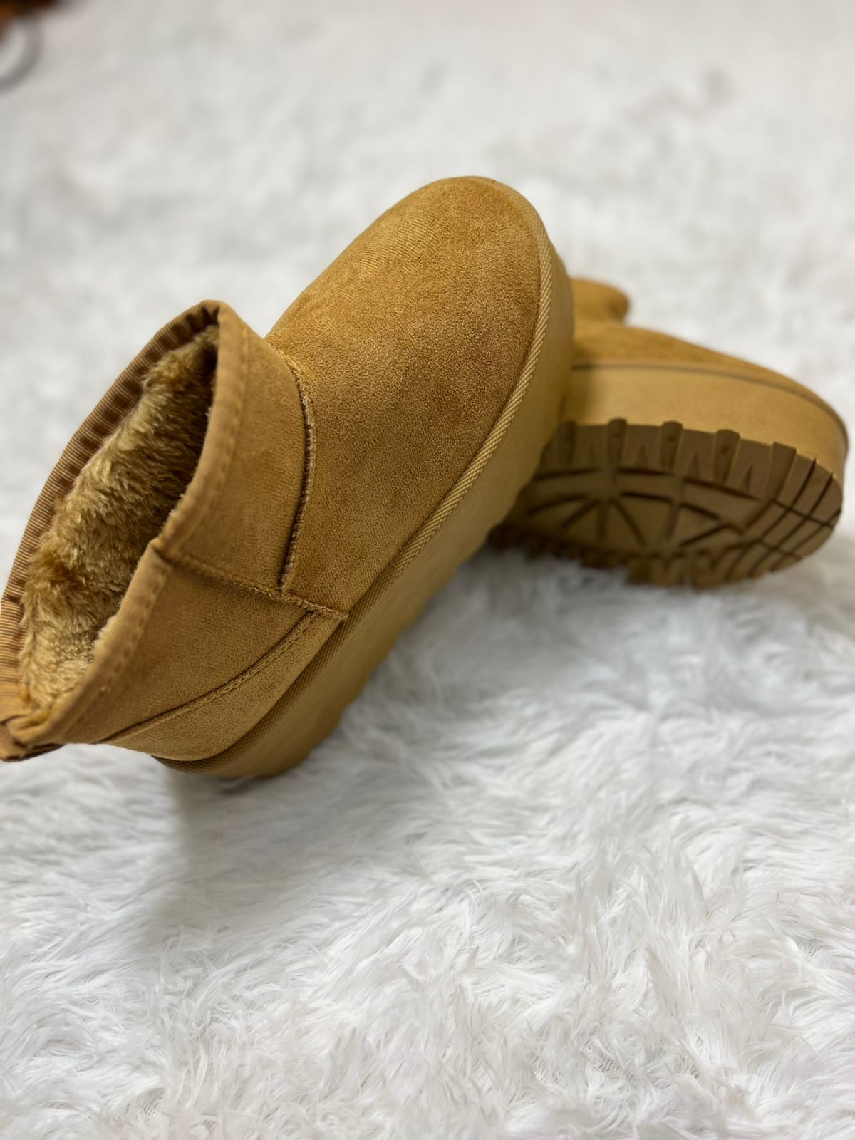 Pantubotas Camel