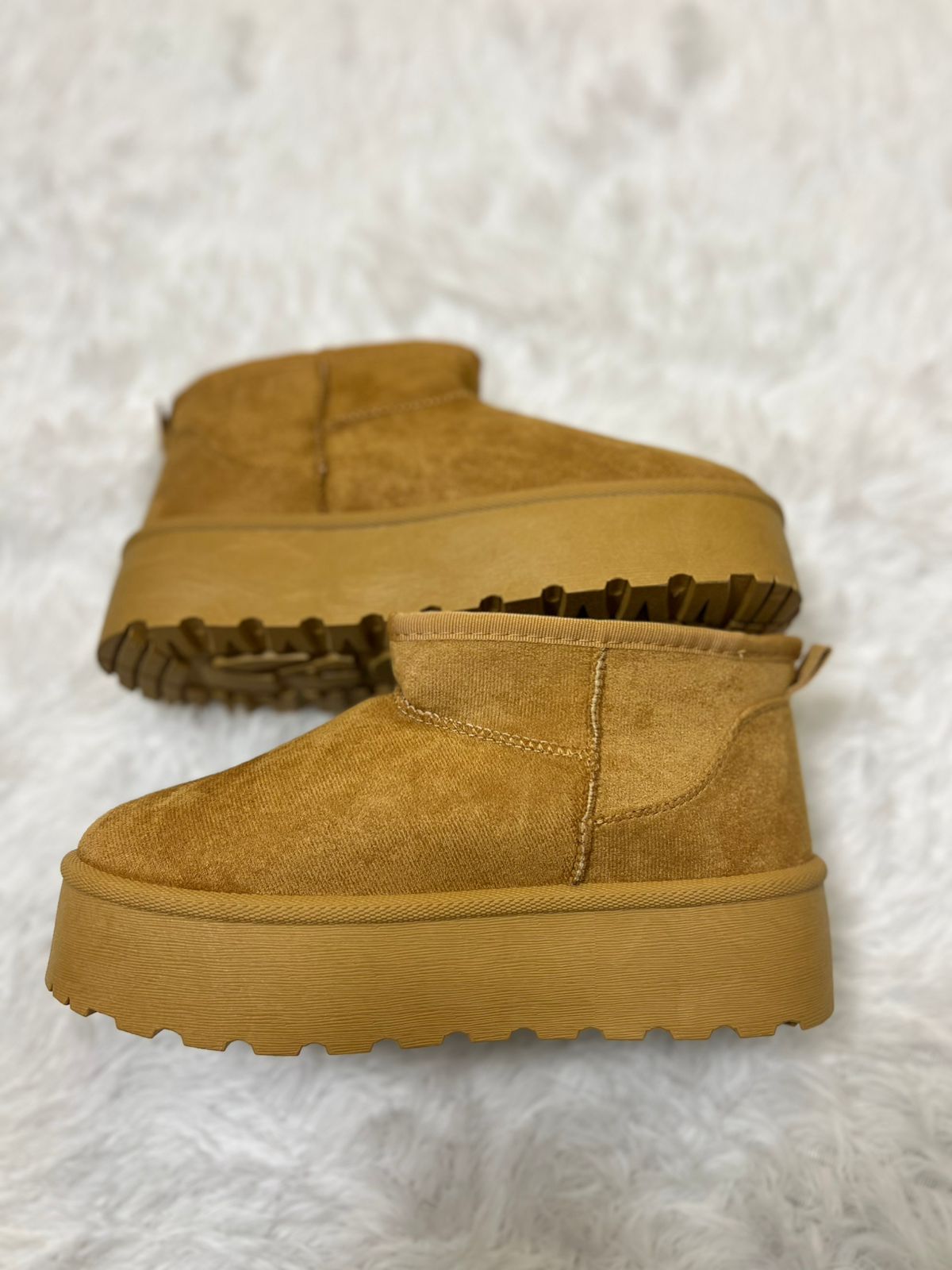 Pantubotas Camel