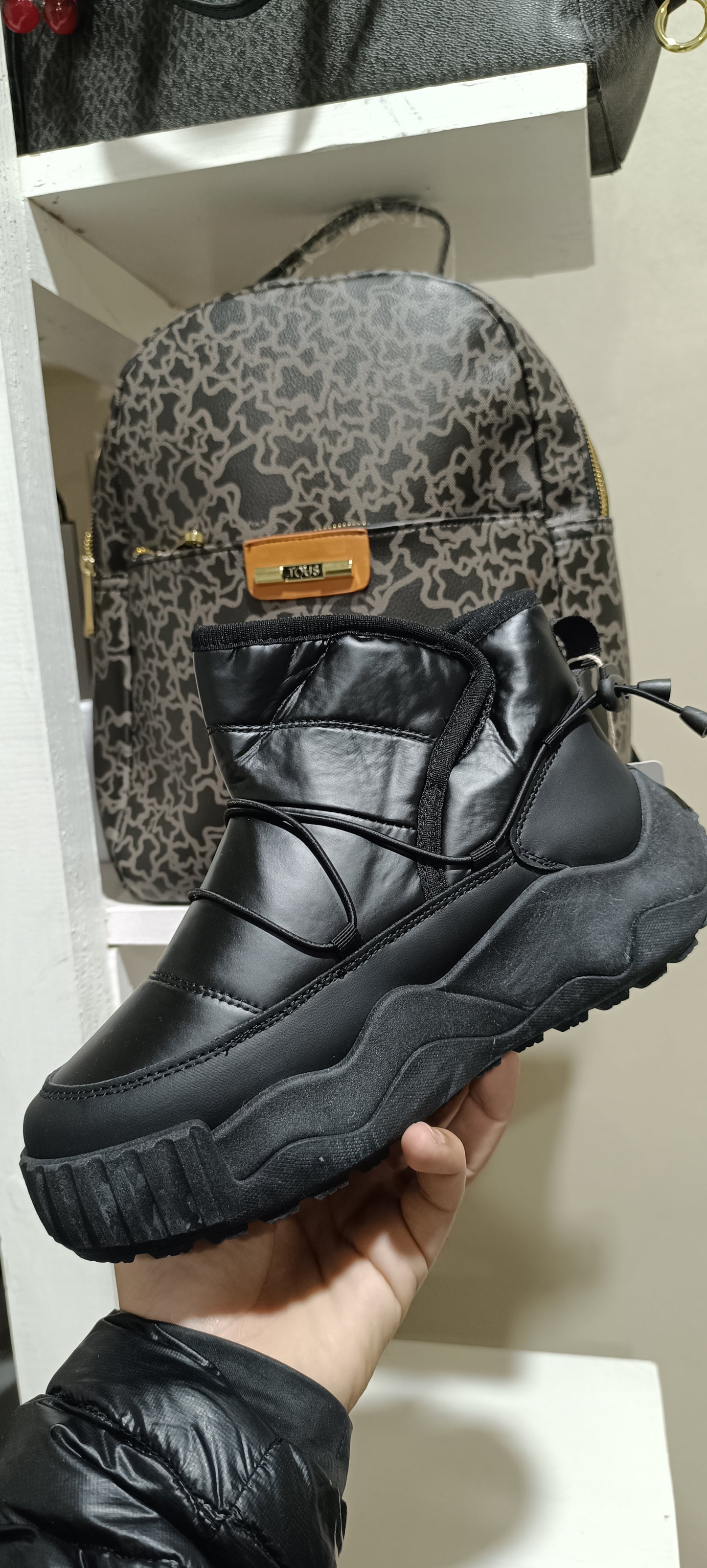 Botin Negro Impermeable Sport