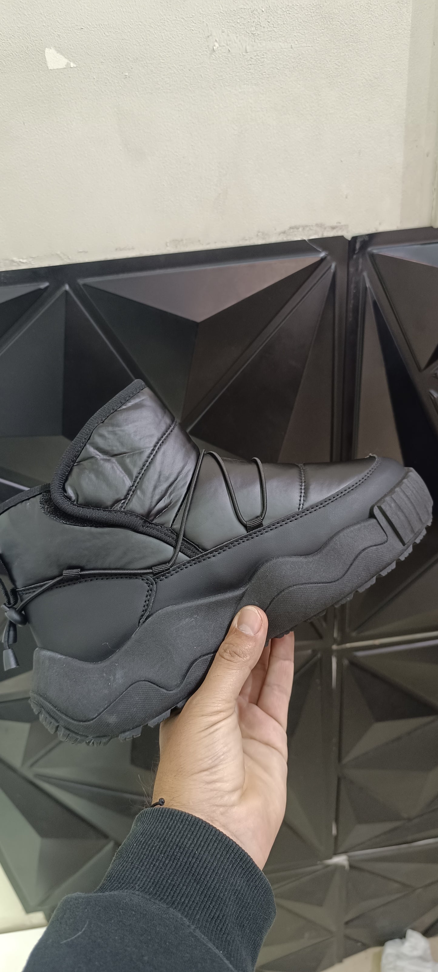 Botin Negro Impermeable Sport