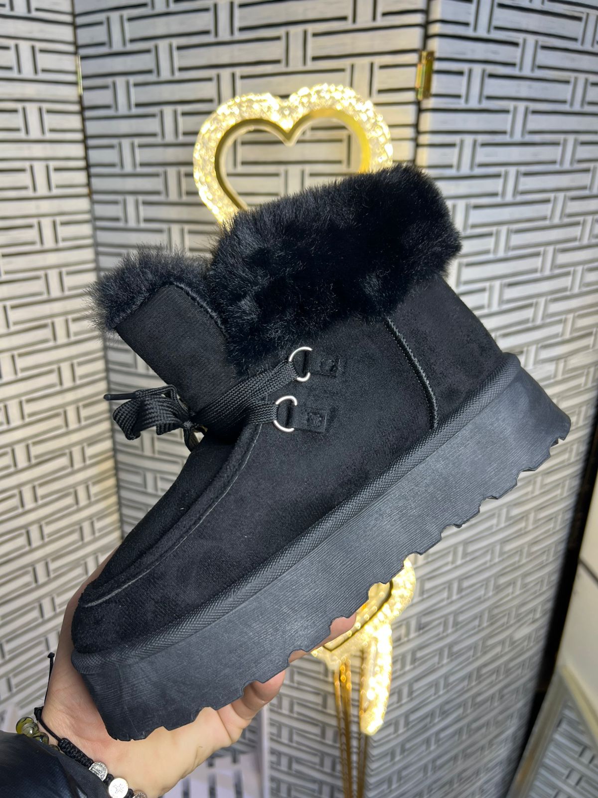 Botin mujer Negro Reno cordon.