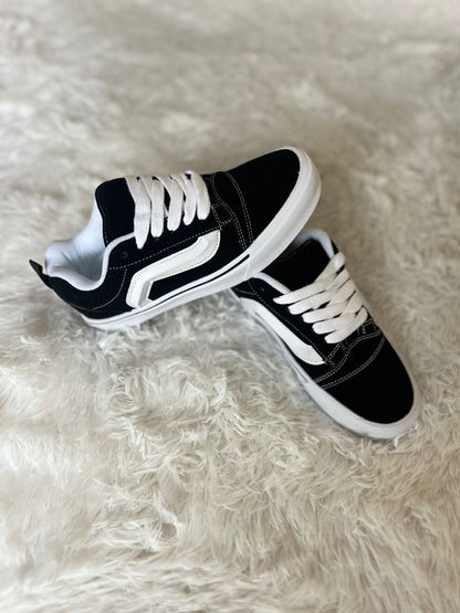 Zapatillas estilo Vans KNU negras con blanco