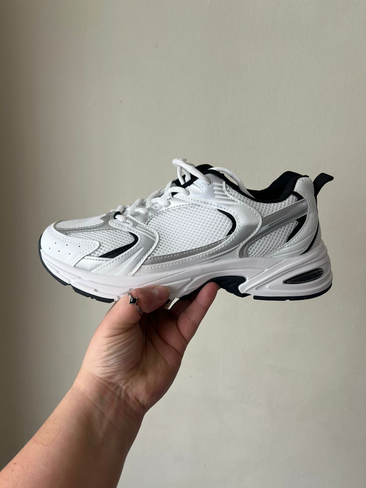 Zapatillas estilo Balance 530