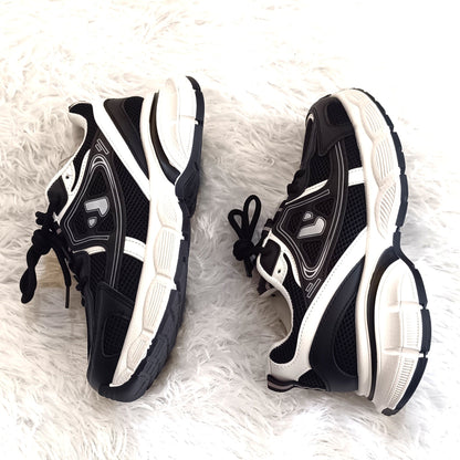 Zapatillas Sports Blanco y Negro