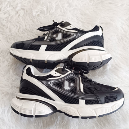 Zapatillas Sports Blanco y Negro