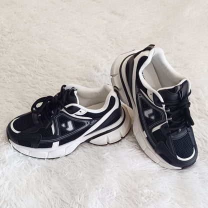 Zapatillas Sports Blanco y Negro