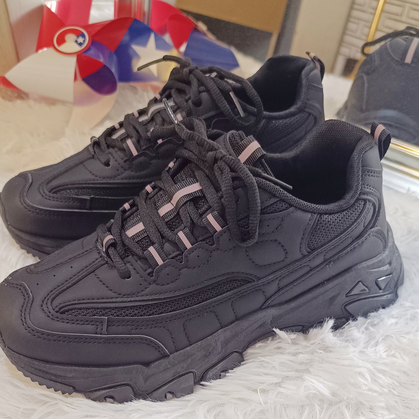 Zapatilla estilo Fila Black