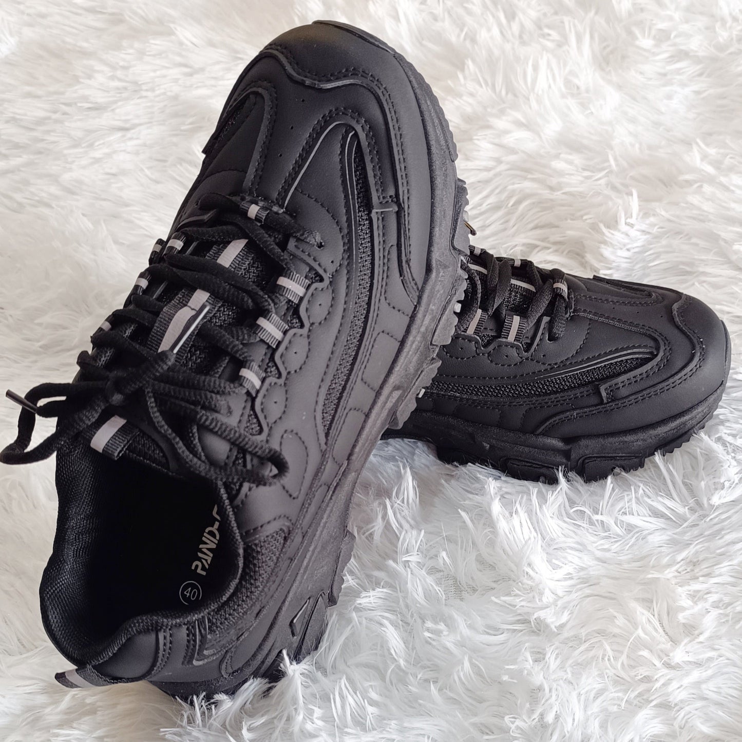Zapatilla estilo Fila Black