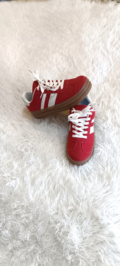 Zapatillas Urbana Roja Estio VL Court Bold