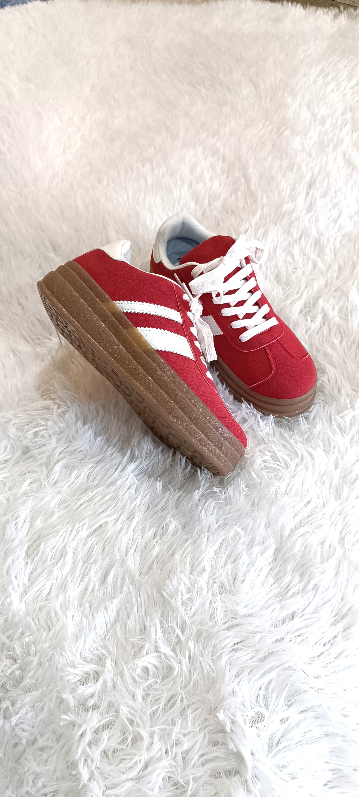 Zapatillas Urbana Roja Estio VL Court Bold