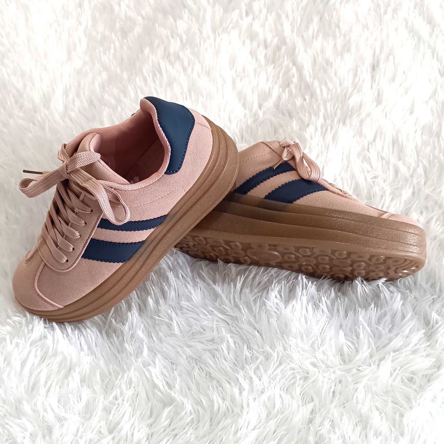 Zapatillas Urbanas Rosa Estilo VL Court Bold