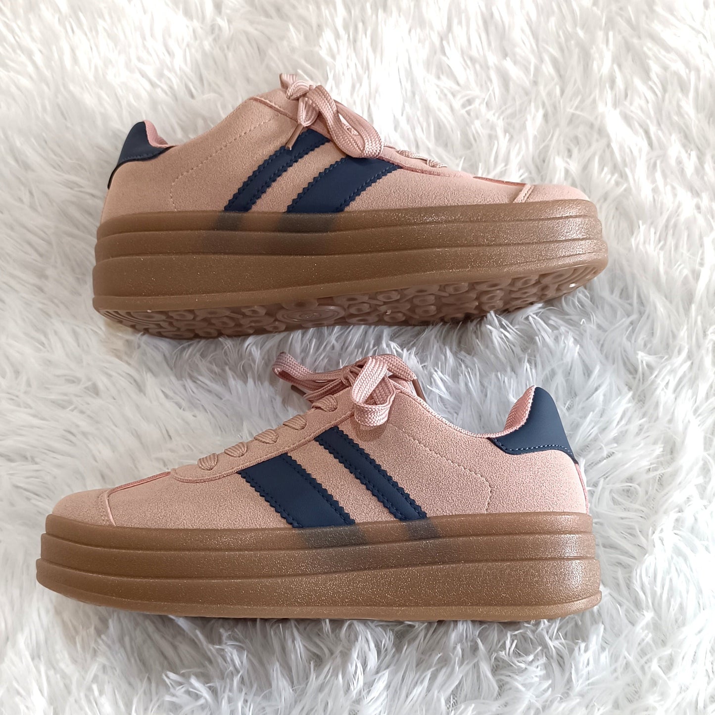 Zapatillas Urbanas Rosa Estilo VL Court Bold