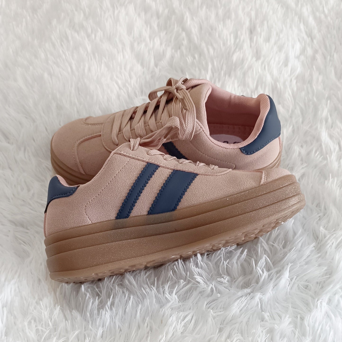 Zapatillas Urbanas Rosa Estilo VL Court Bold