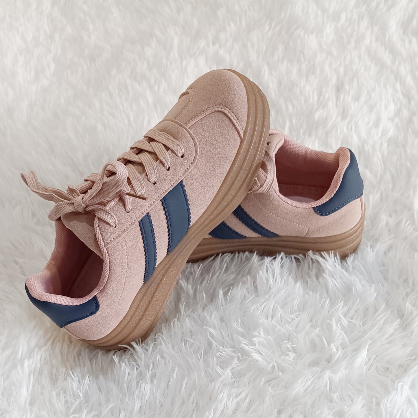 Zapatillas Urbanas Rosa Estilo VL Court Bold