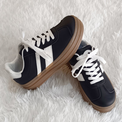 Zapatillas Urbanas Color Negro estilo VL Court Bold